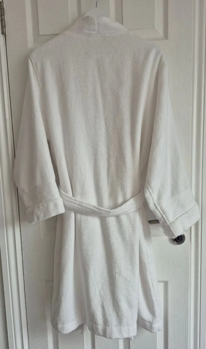Woman's dressing gown - Image 3