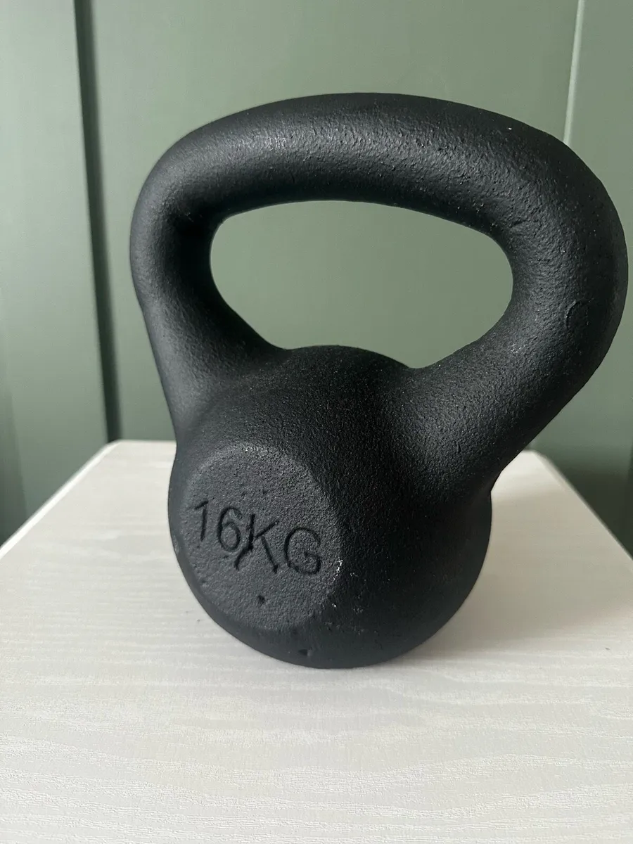 16kg Cast Iron Kettlebell - Image 2