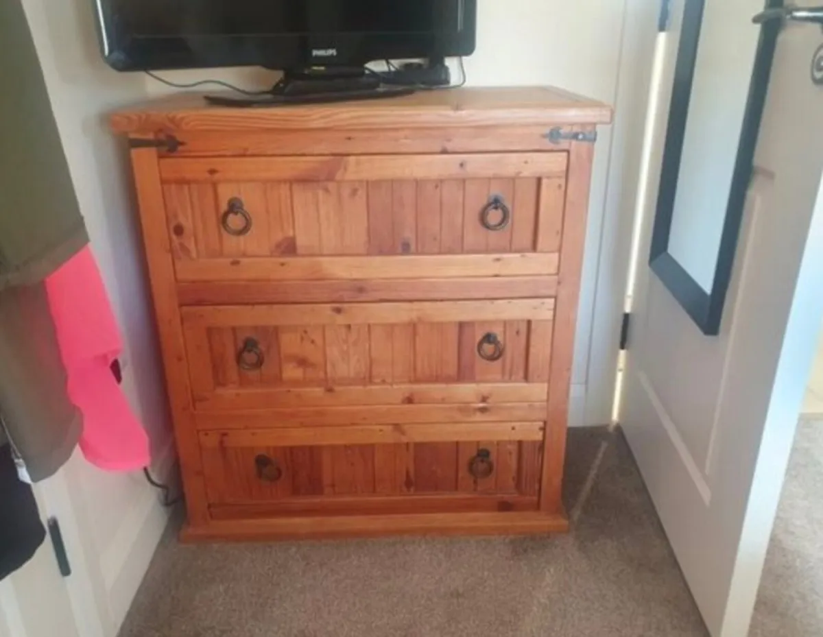 King size bedroom set - Image 3