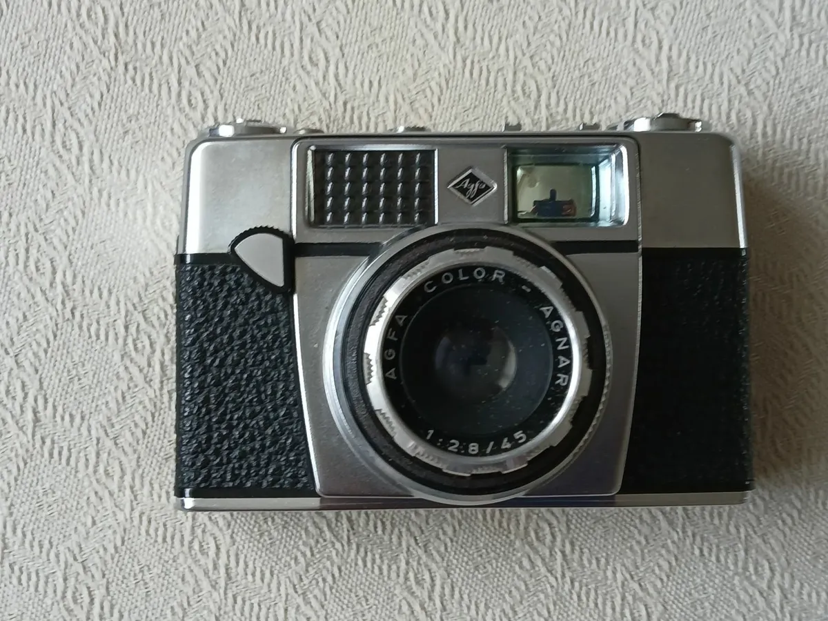4 Agfa Film Cameras and accessories - Image 3