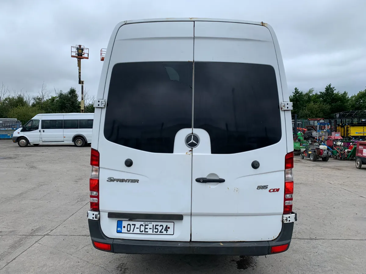 BID ONLINE NOW - 2007 MERCEDES SPRINTER MINI BUS - Image 4