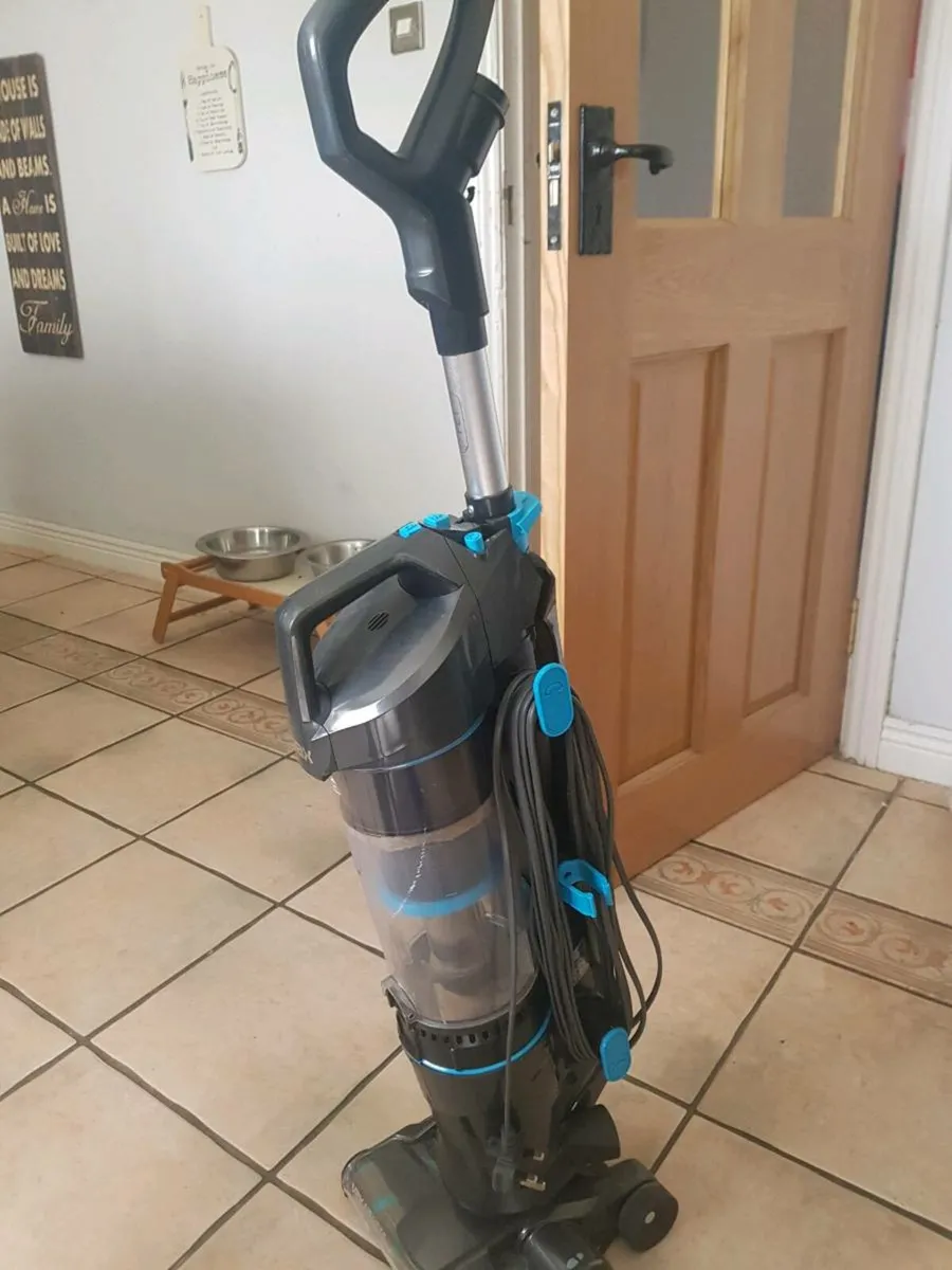 Vacuum cleaner - Image 3