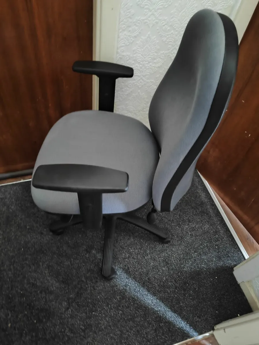 office Chair - Image 1
