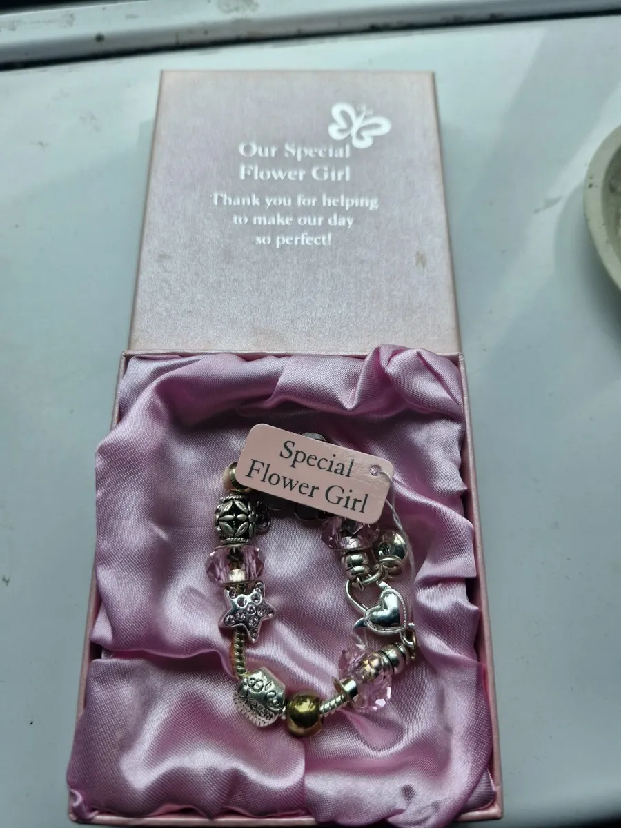 Bridesmaid and Flower Girl Bracelets - Image 3
