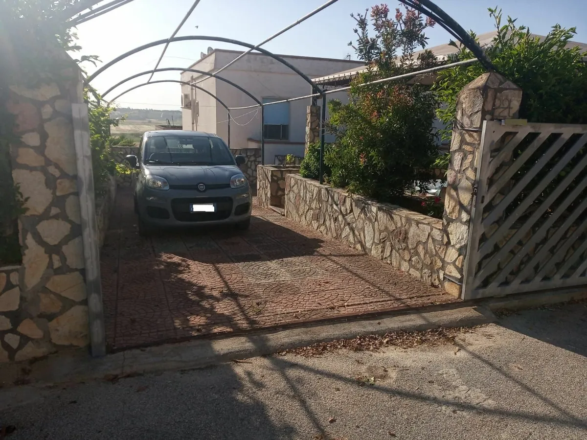 International property Italy house in Selinunte - Image 1