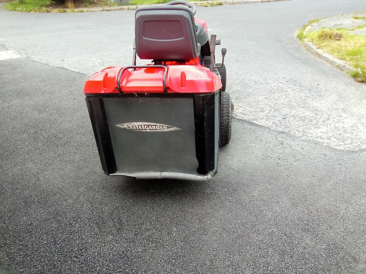 CASTLEGARDEN RIDE ON LAWNMOWER - Image 4