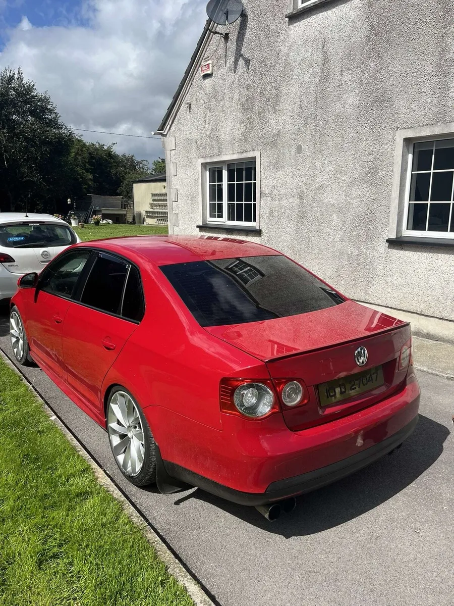 Volkswagon Jetta - Image 3