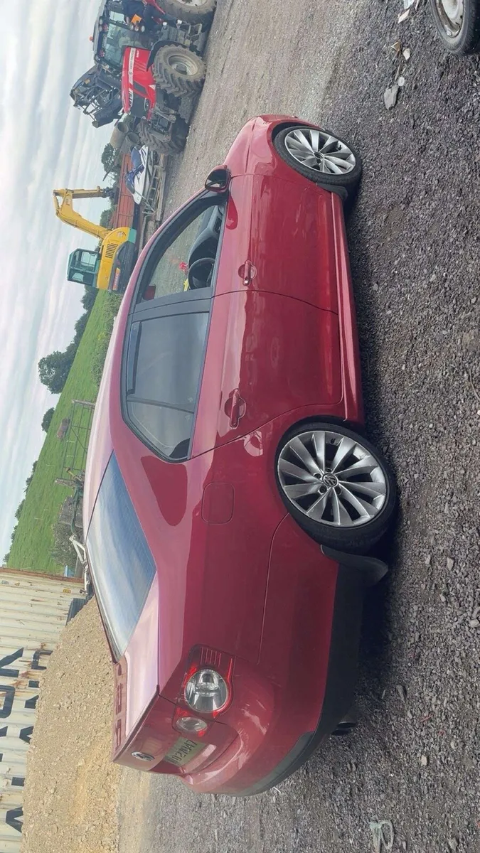 Volkswagon Jetta - Image 4