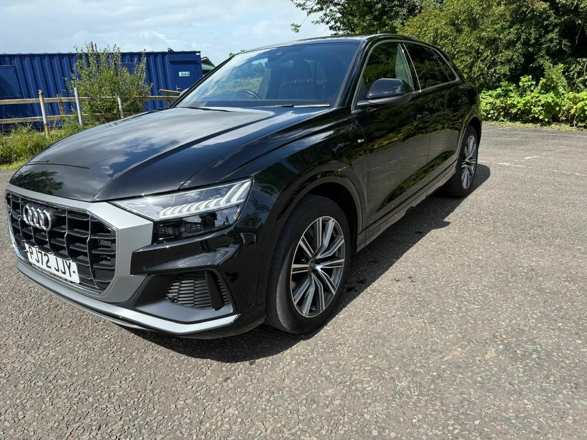 Audi Q8 2022 - Image 1