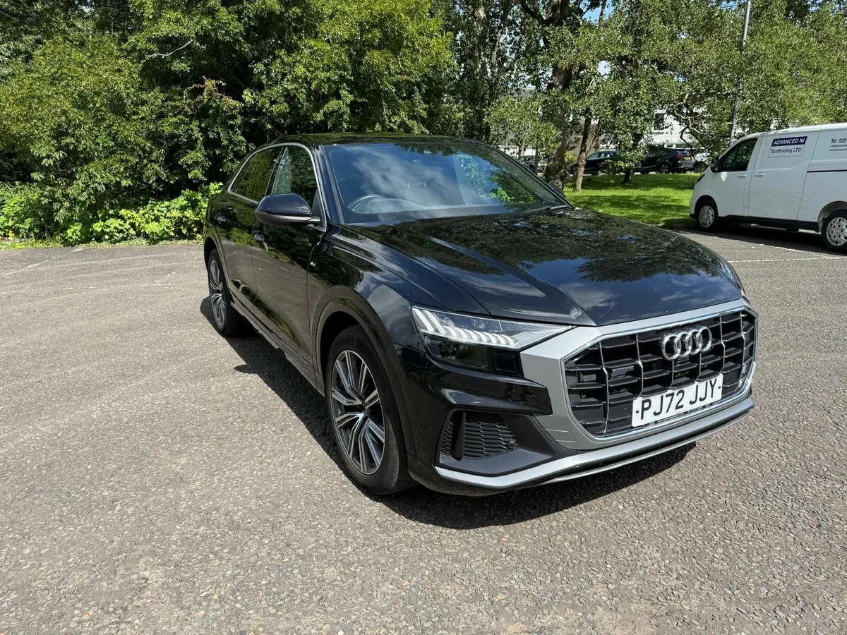Audi Q8 2022 - Image 4