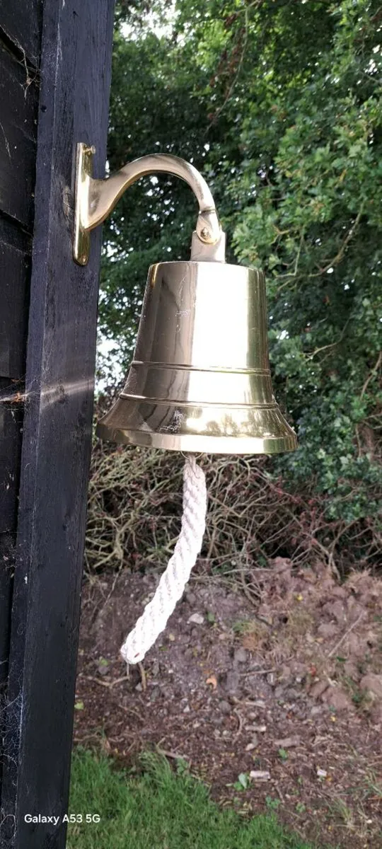 Large  brass  bell - Image 1