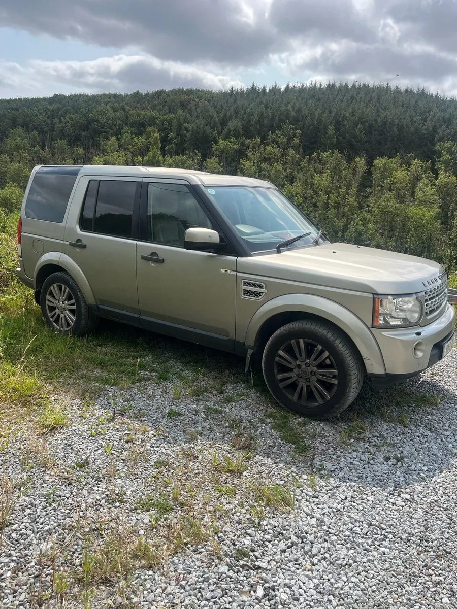 Land Rover Discovery 2013 - Image 2