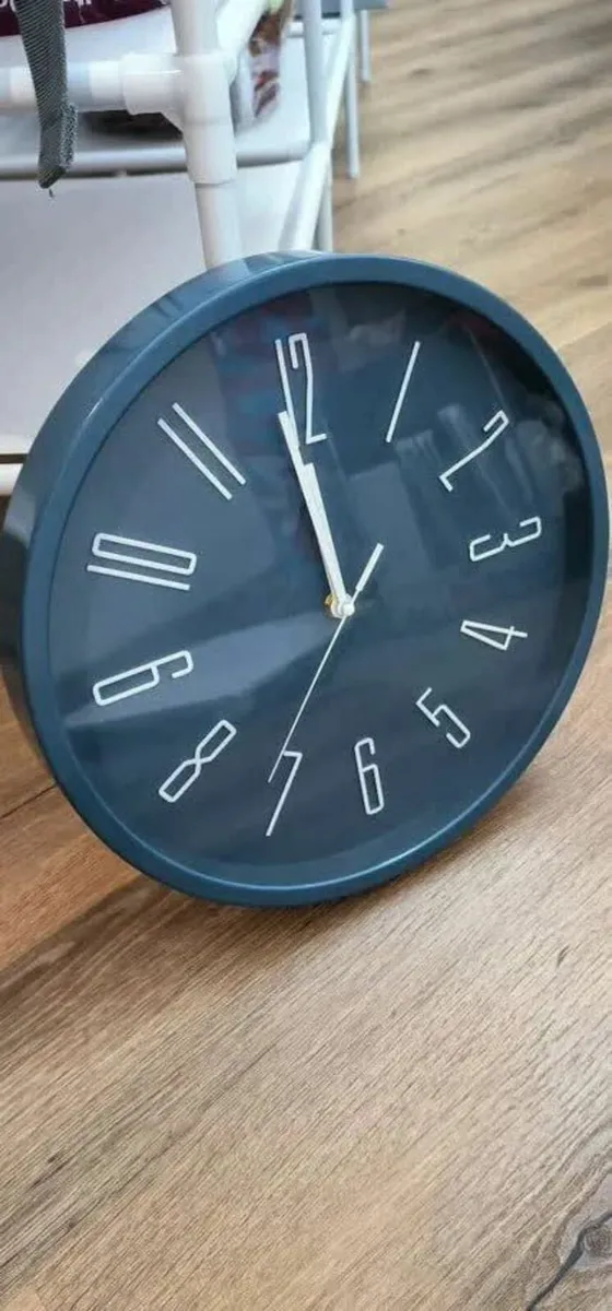 clock - Image 1
