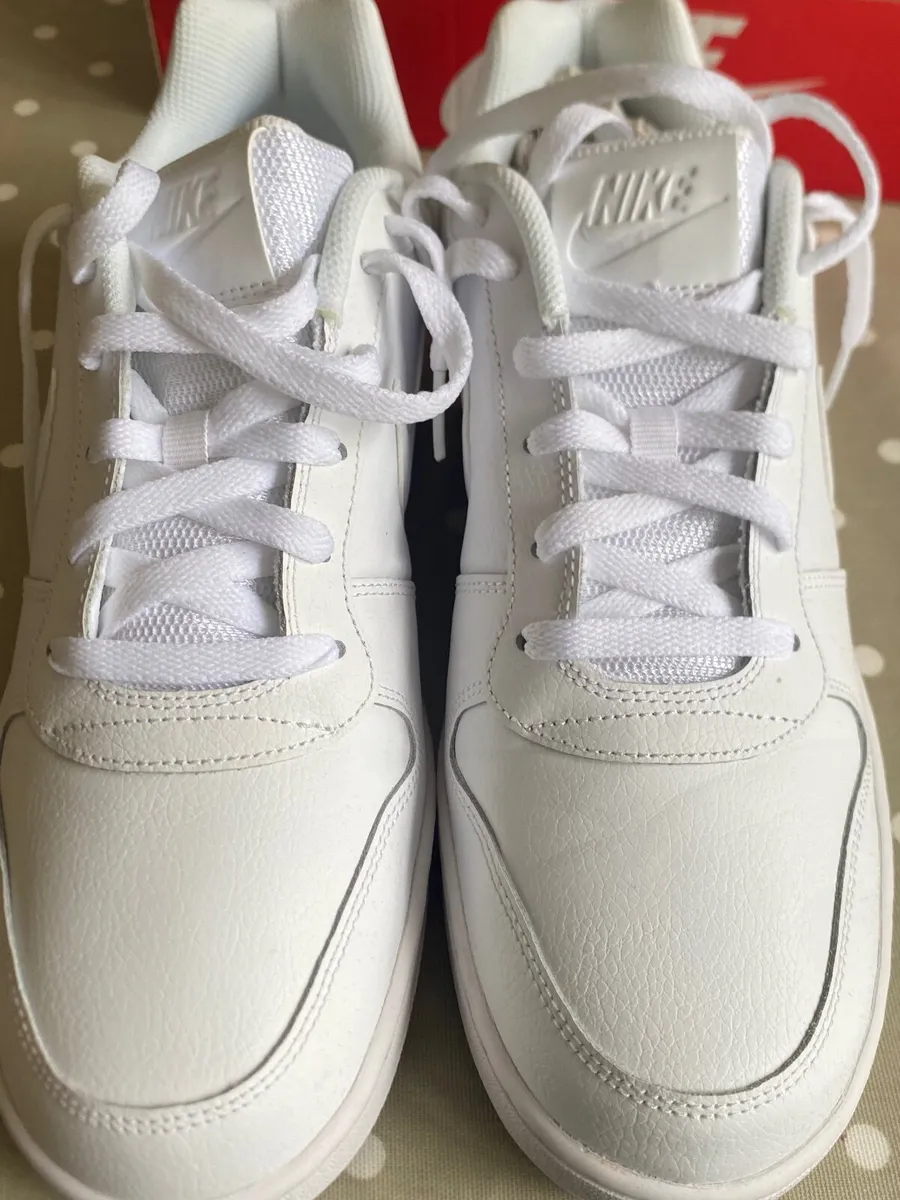 Men’s trainers - Image 2