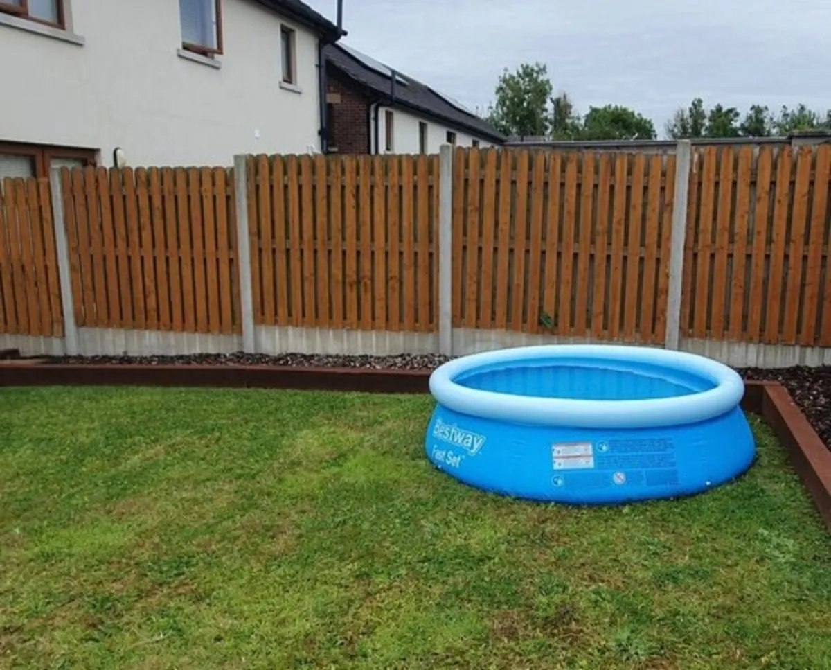 Fast set swimming pool