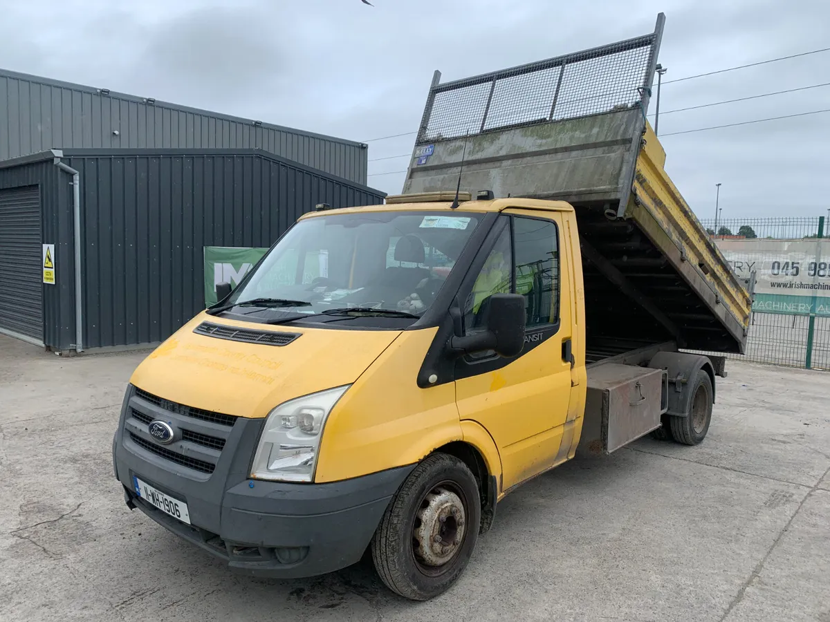 BID ONLINE NOW - UNRESERVED 2011 FORD TRANSIT TIPP - Image 1