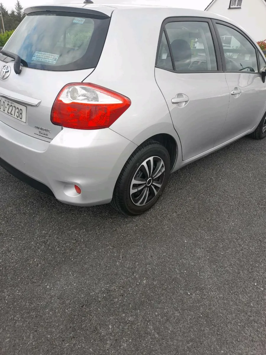 Toyota auris - Image 4