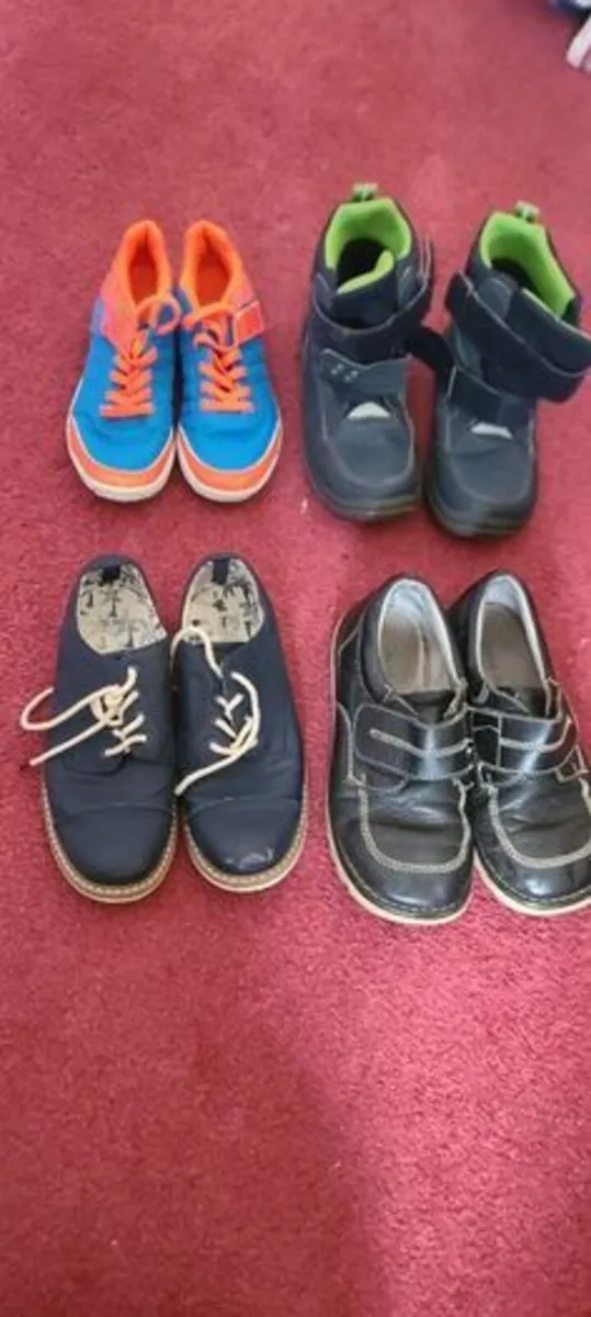 Boys clothes bundle , age 6 -7 - Image 2