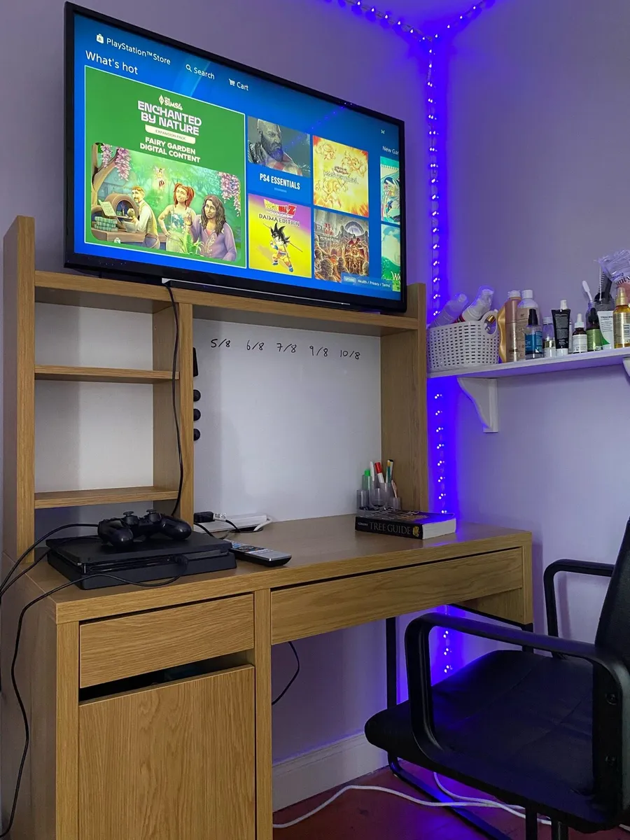 Tv/Gaming/Study Setup - Image 1