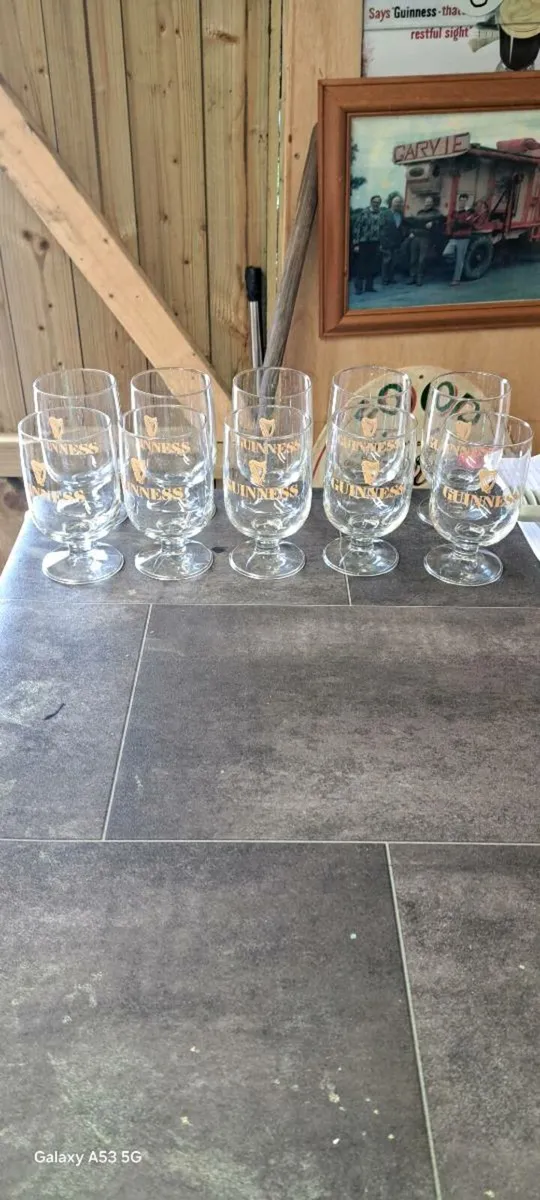 10 original Guinness half pint glasses - Image 1