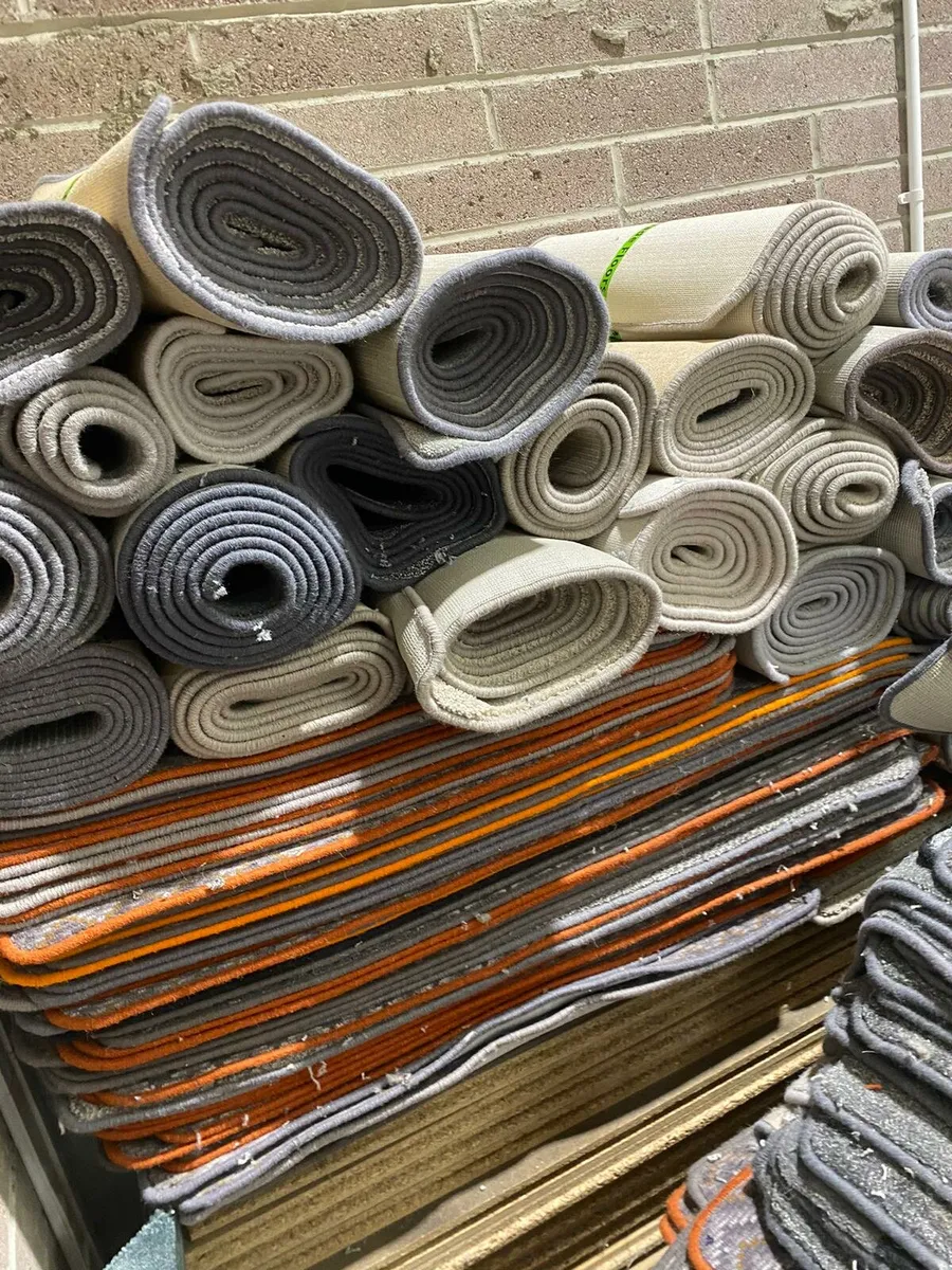 LUXURY HIGH QUALITY CARPET RUGS ,HALL RUNNERS ,SIT - Image 3