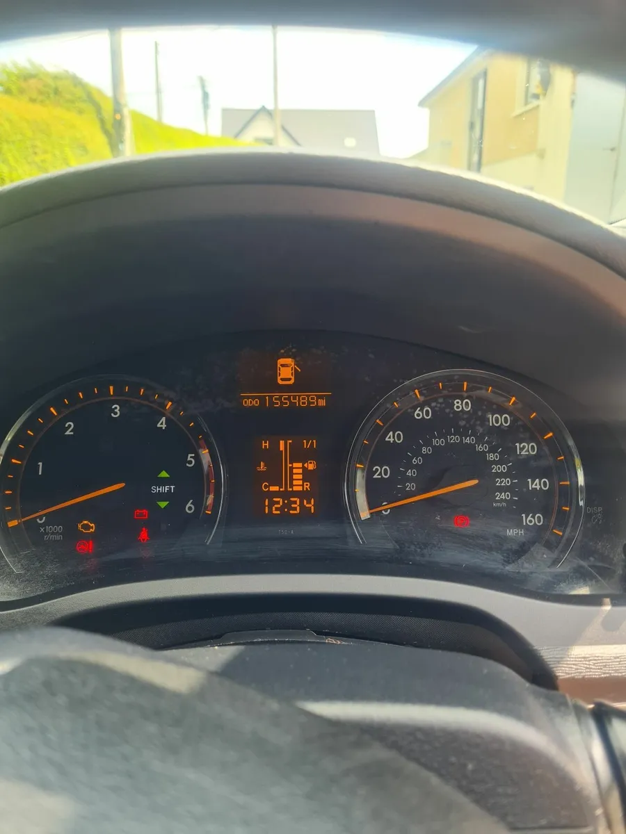 Toyota Avensis 2009 - Image 1
