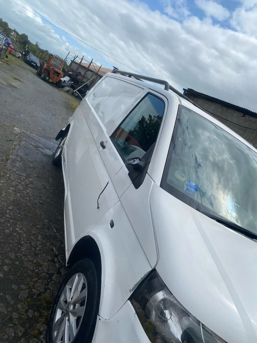 Volkswagen Transporter - Image 2