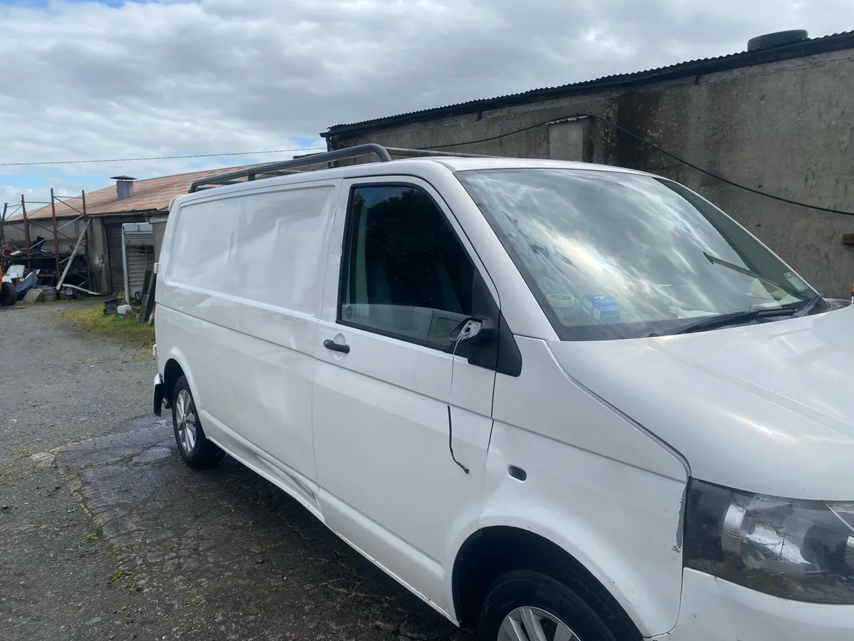 Volkswagen Transporter - Image 3