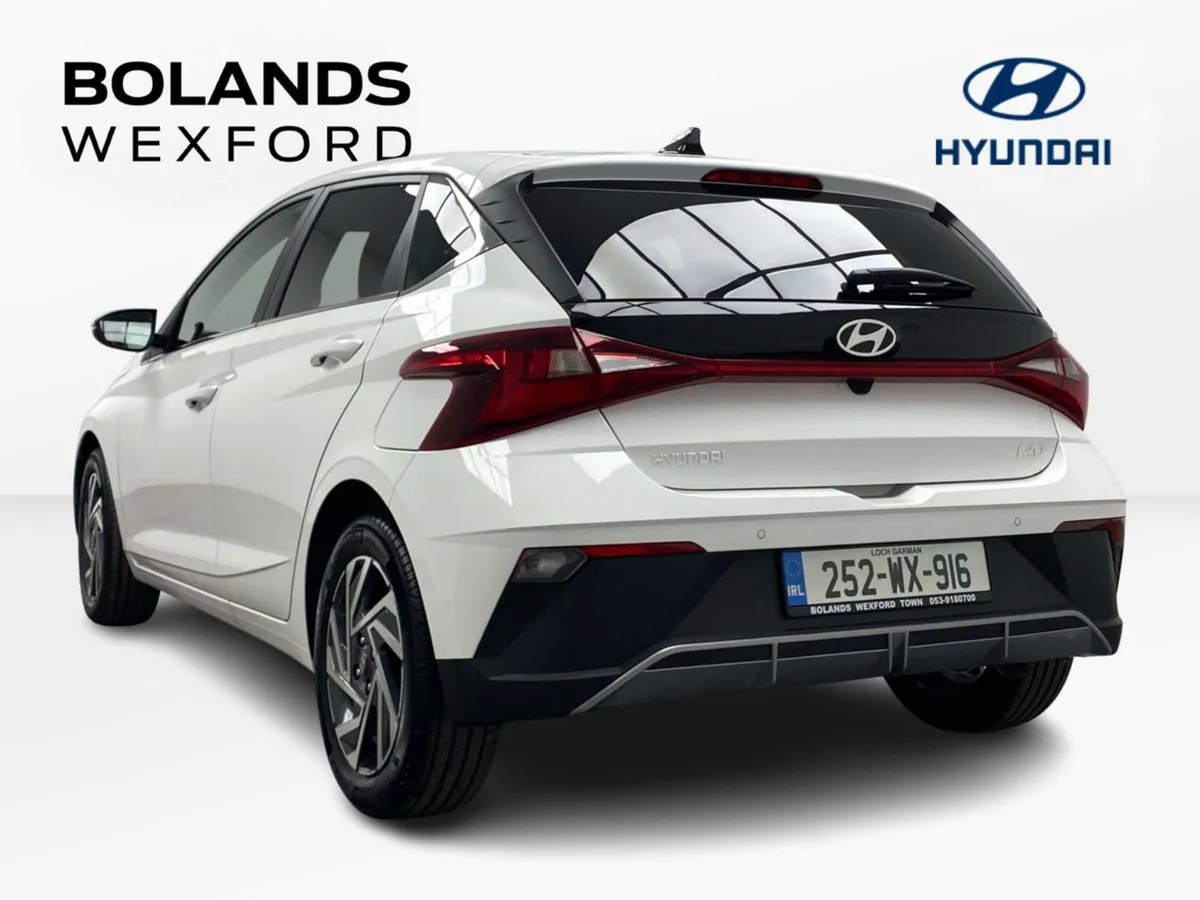 Hyundai i20 Deluxe Plus - Image 4