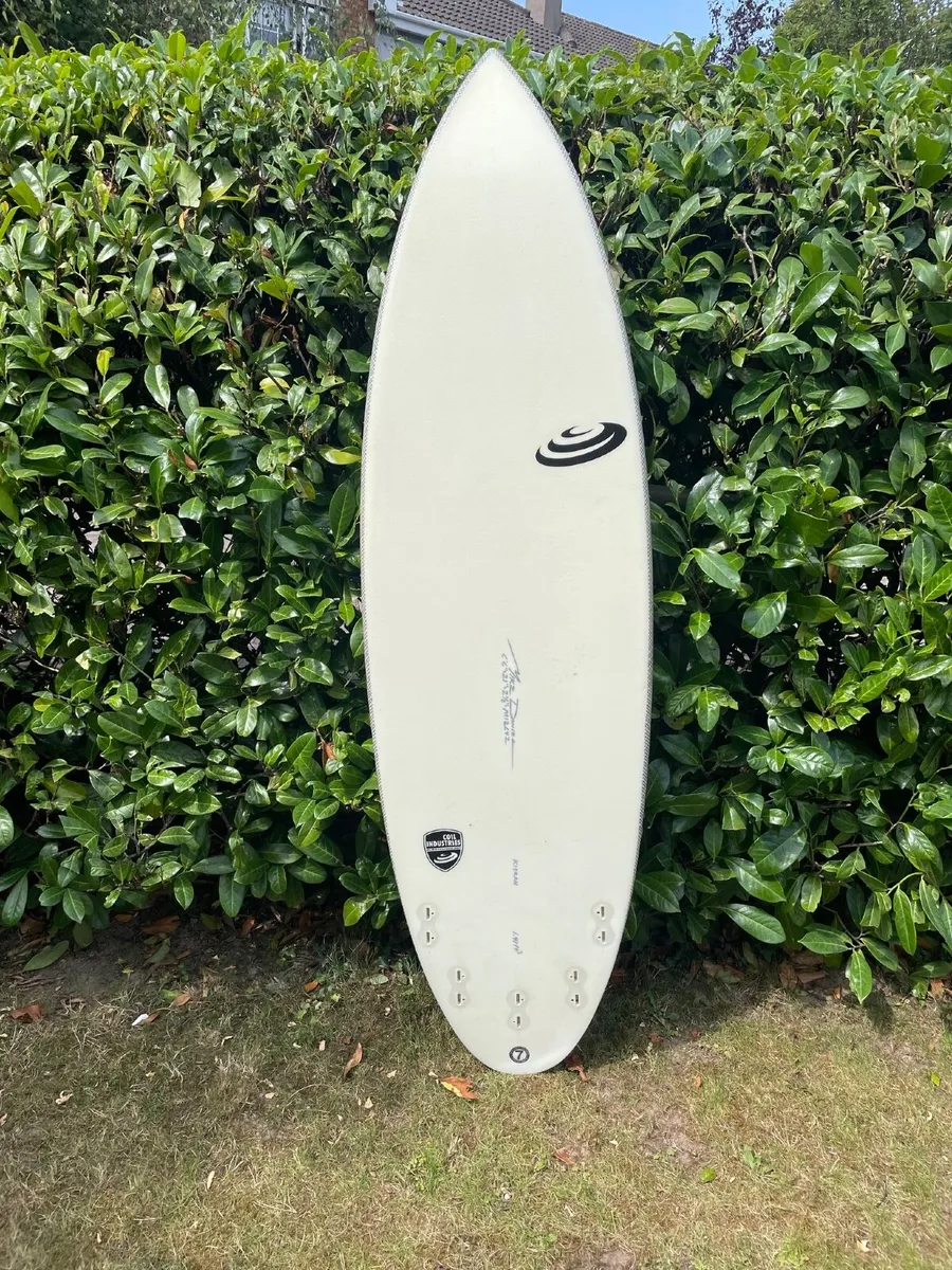 Surfboard - Image 2