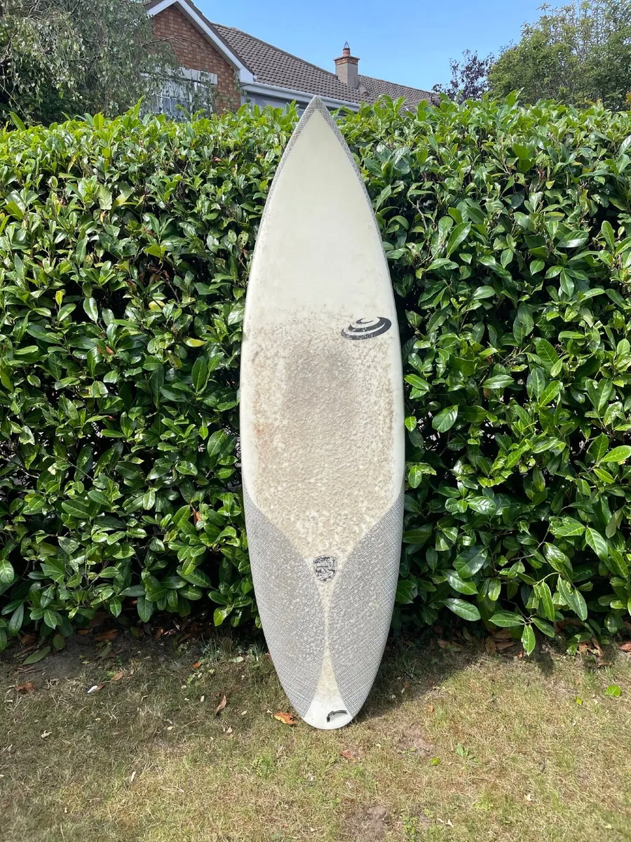Surfboard - Image 4