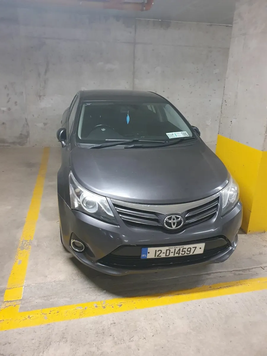 Toyota Avensis 2012 - Image 3