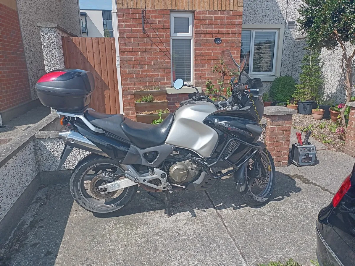 Honda Varadaro 1000cc - Image 1