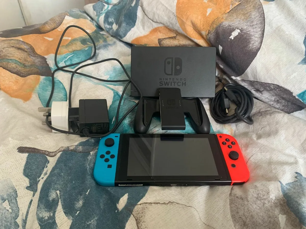 Nintendo Switch Console Neon Red/Neon Blue