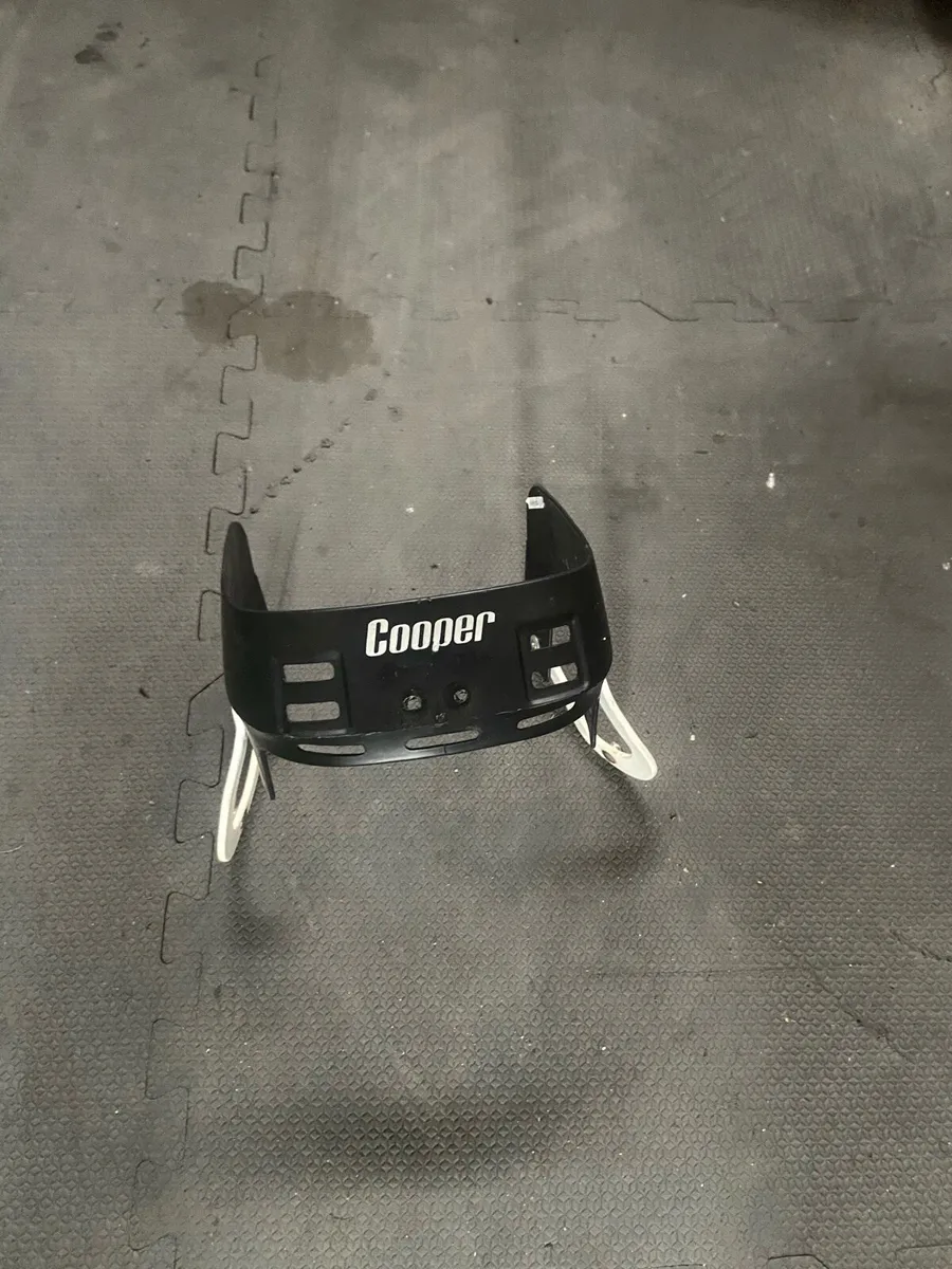 Old cooper bottom with ear pieces - Image 2