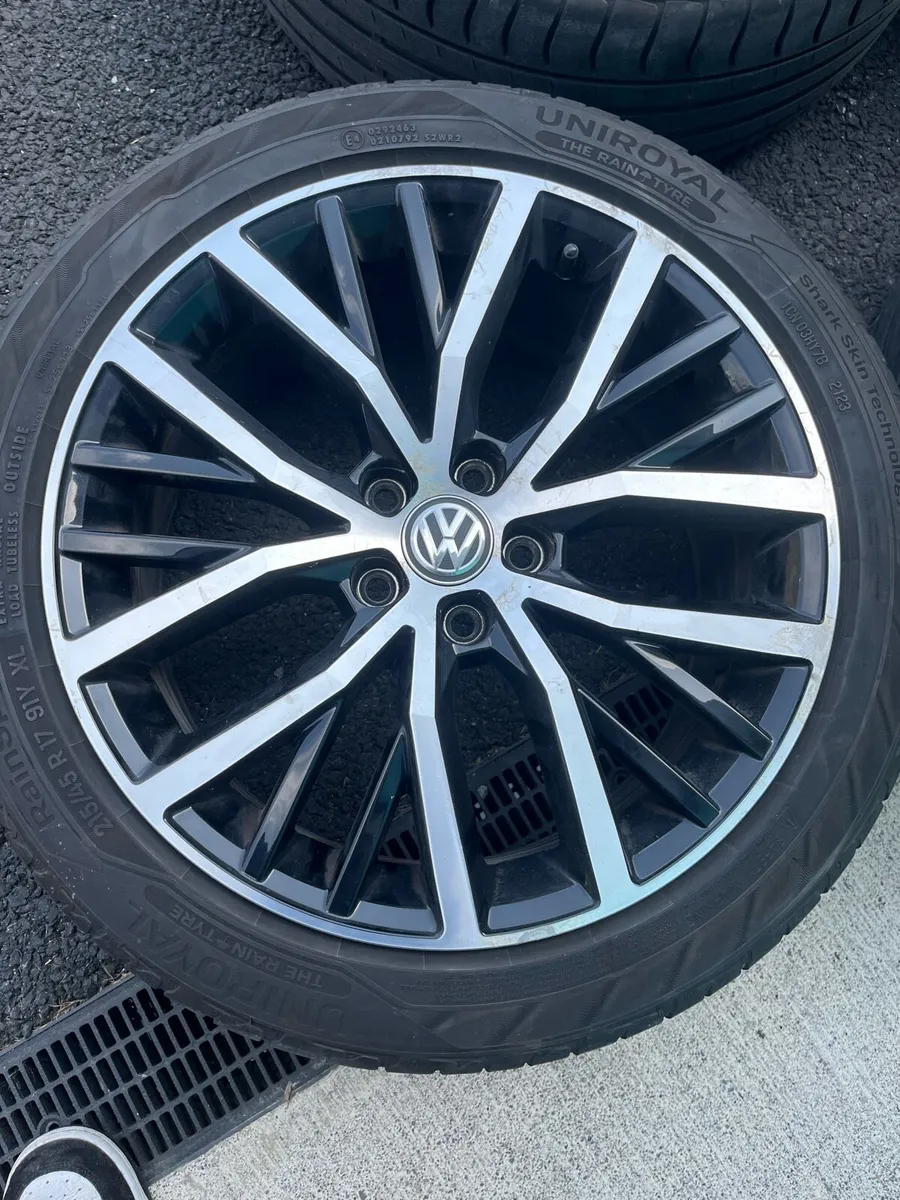 Genuine Volkswagen Polo GTI alloys - Image 3