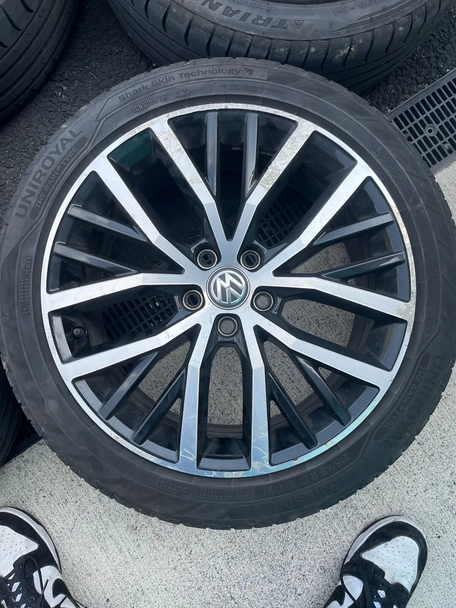 Genuine Volkswagen Polo GTI alloys - Image 4