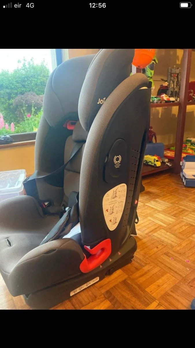 Car seat - Image 1