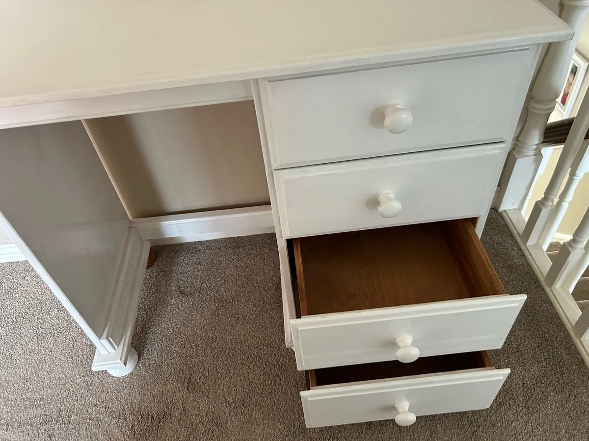 Small desk/ dressing table - Image 3