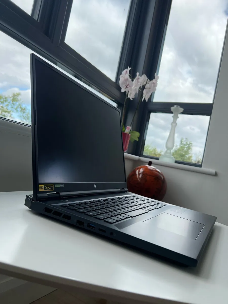Gaming Laptop - Acer Predator Helios Neo 18” - Image 3