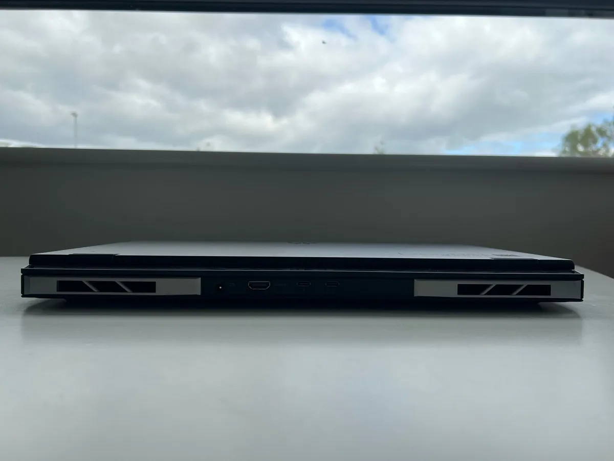 Gaming Laptop - Acer Predator Helios Neo 18” - Image 4