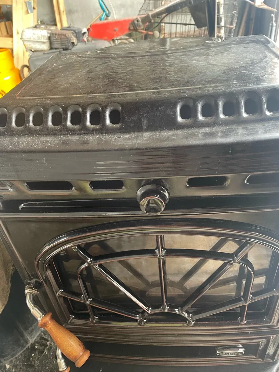 Stove - Image 4