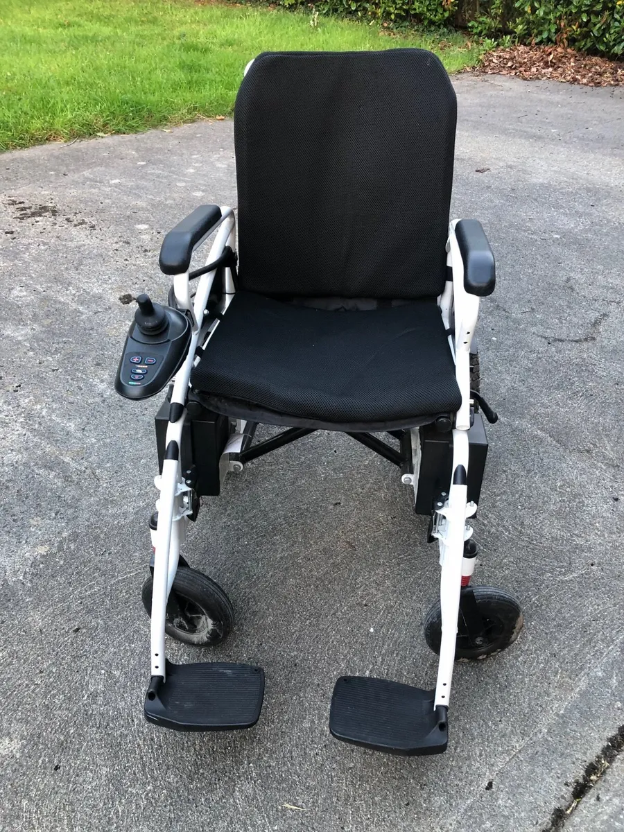 Electric wheelchair - Image 2