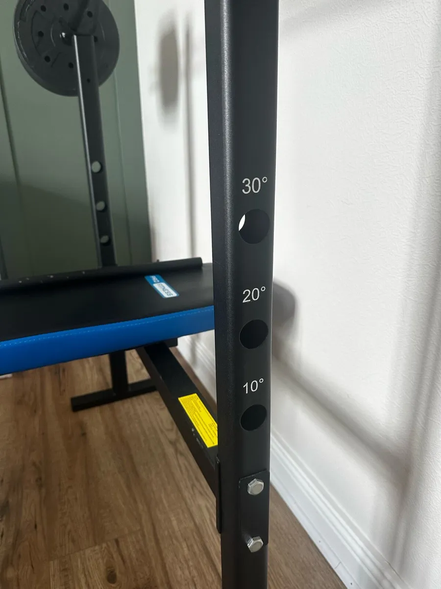 Weight Bench with Barbell and 6 x 5kg weights - Image 4