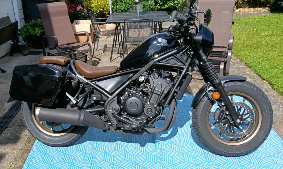 Motorbike - Image 4