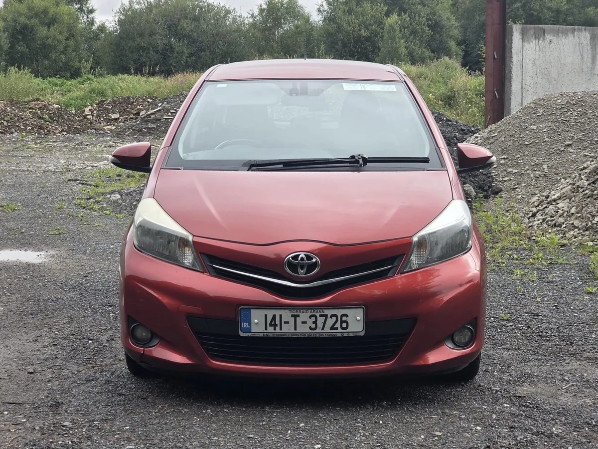 2014Toyota Yaris 1.4 D4D ICON - Image 2