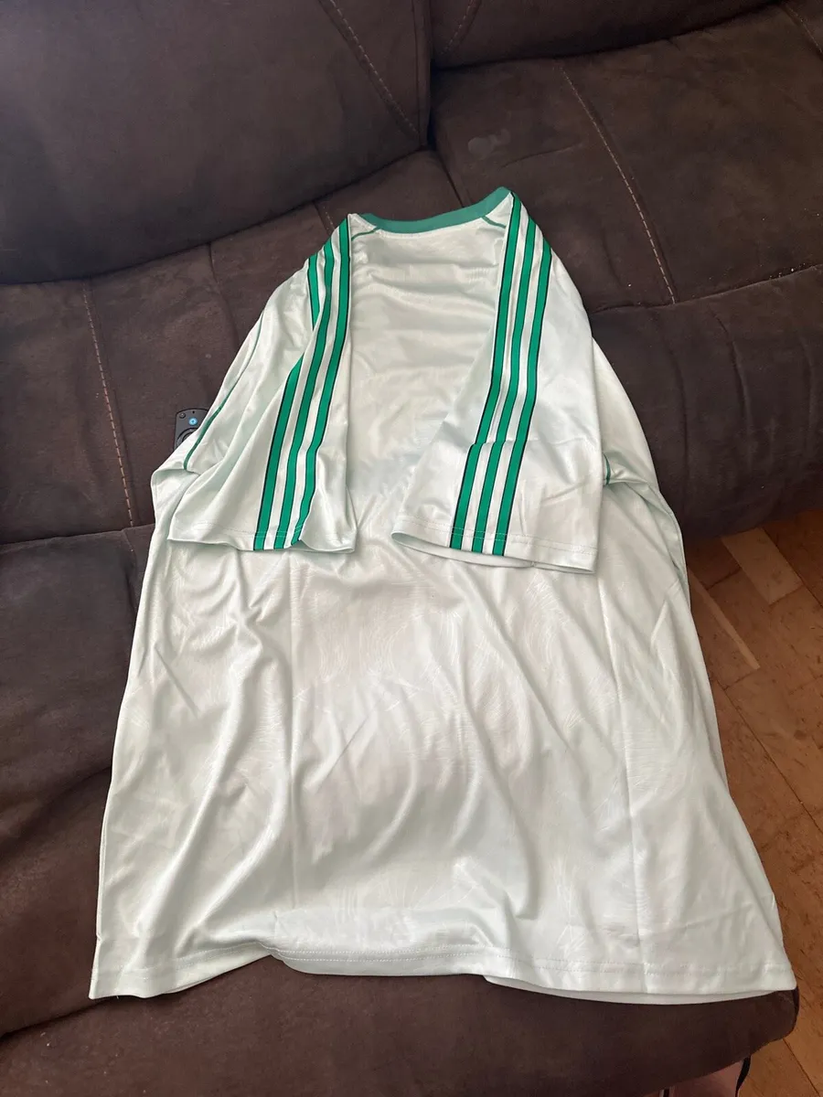 Retro Celtic jersey - Image 3