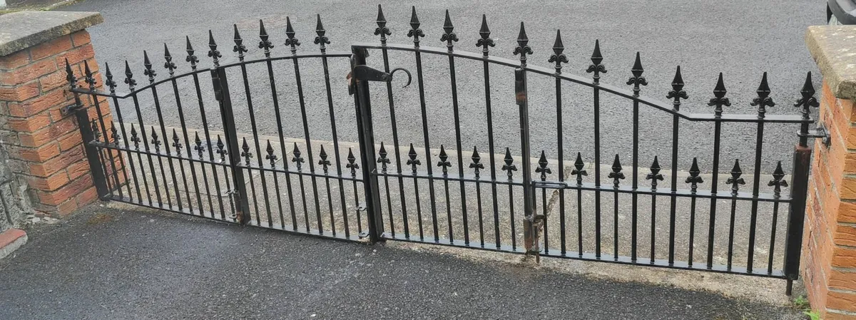Gates - Image 3