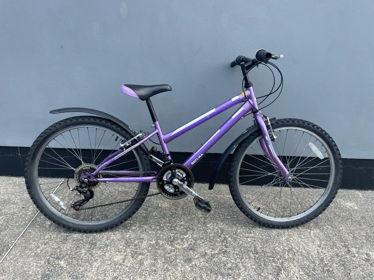 Two 24 inch girls bikes - Image 2