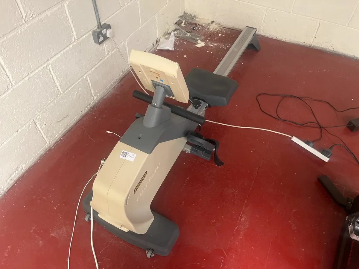 Online Auction Of A  Rowing Machine & More! - Image 1
